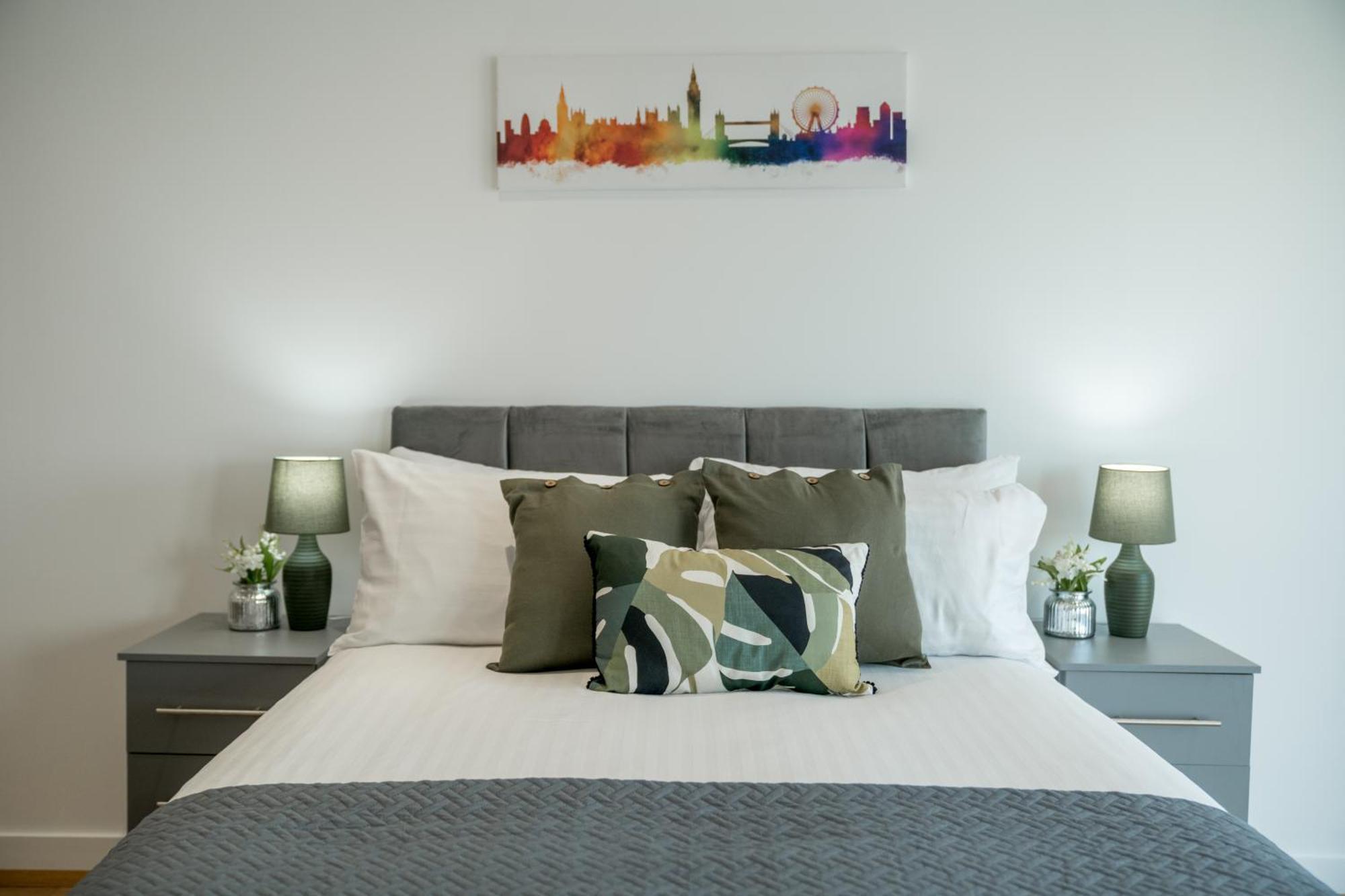 Skyvillion - London River Thames Top Floor Apartments By Woolwich Ferry, Mins To London Excel, O2 Arena , London City Airport With Parking Exteriör bild