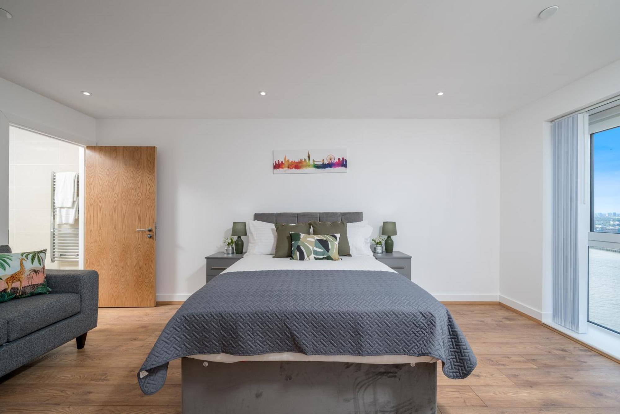 Skyvillion - London River Thames Top Floor Apartments By Woolwich Ferry, Mins To London Excel, O2 Arena , London City Airport With Parking Exteriör bild