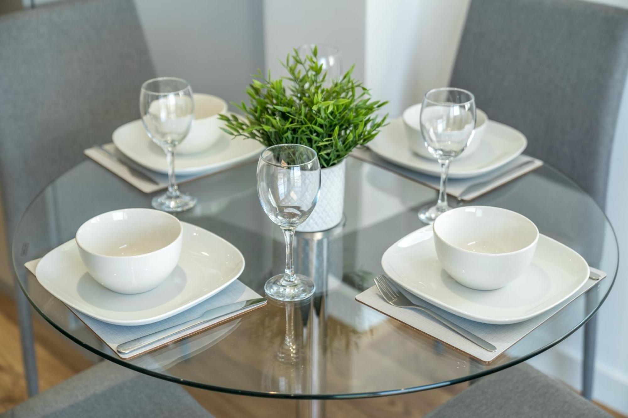 Skyvillion - London River Thames Top Floor Apartments By Woolwich Ferry, Mins To London Excel, O2 Arena , London City Airport With Parking Exteriör bild