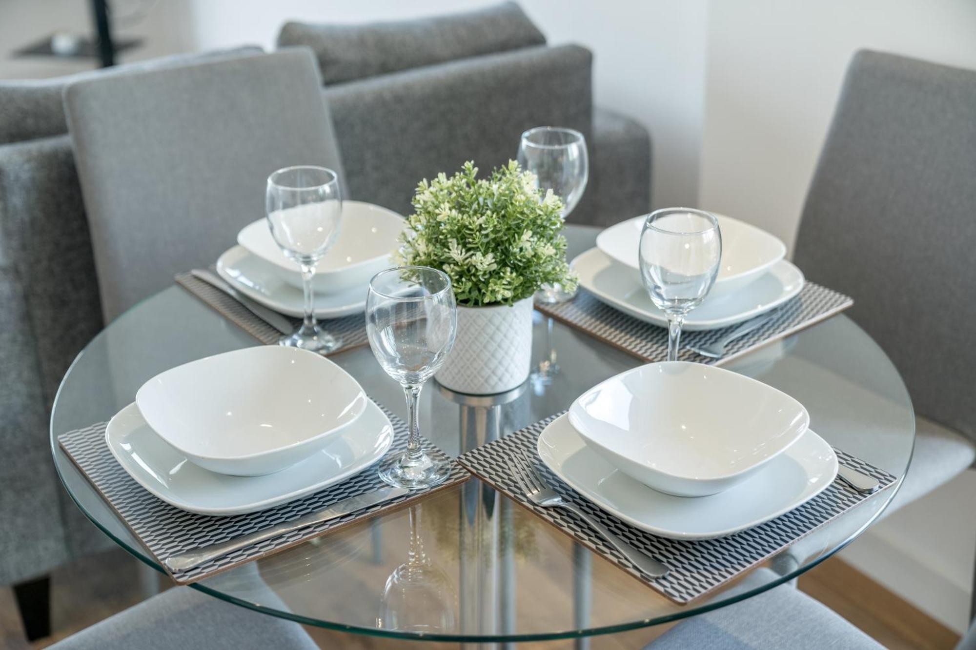 Skyvillion - London River Thames Top Floor Apartments By Woolwich Ferry, Mins To London Excel, O2 Arena , London City Airport With Parking Exteriör bild